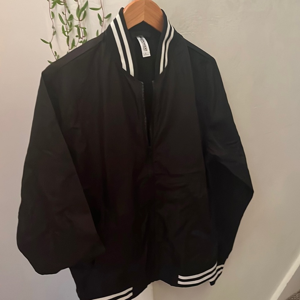 Like New Black and White Striped Trim Black Zip Jacket